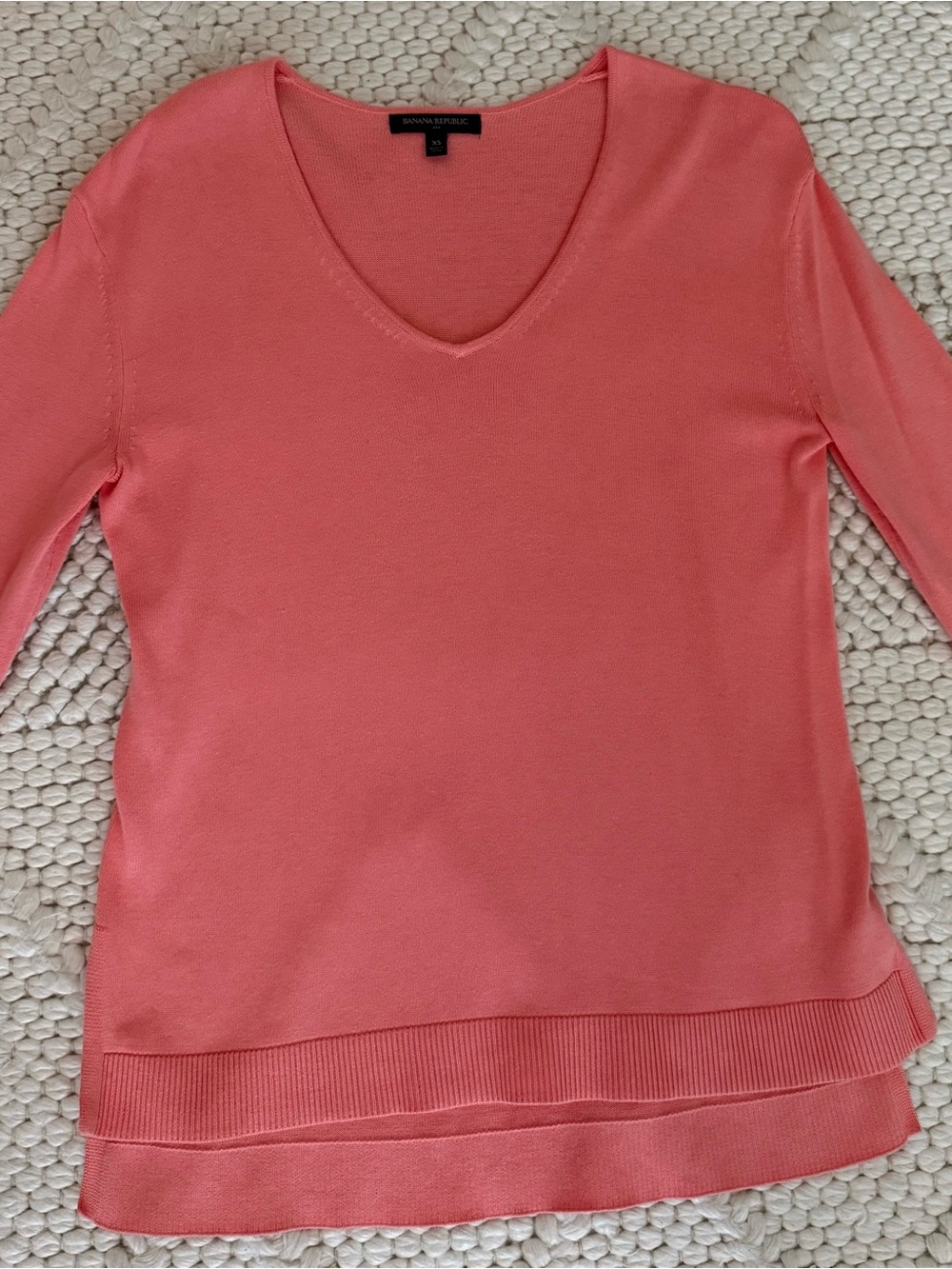Banana Republic Coral V-Neck Long Sleeve Top